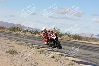 media/Nov-16-2025-Race Pace (Sun) [[8c5fa54630]]/Non Verified Riders (1st 20 Minutes)/3-Turn 3 Inside (11am)/